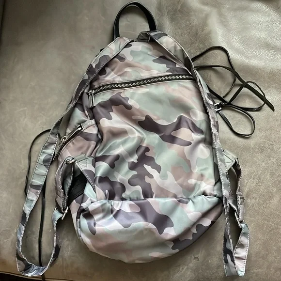 Rebecca Minkoff Julian Backpack - Picture 2 of 4